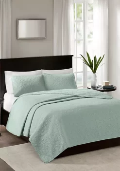 Brand new ๐ฅ Madison Park Quebec 3-Piece Seafoam Bedspread Set ๐ฅฐ